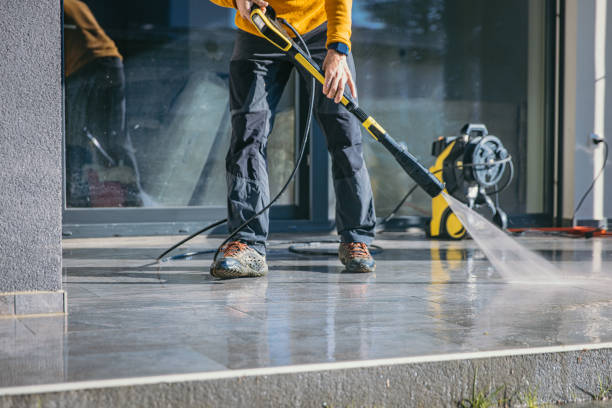 Best Spring Cleaning  in Huntgburg, IN